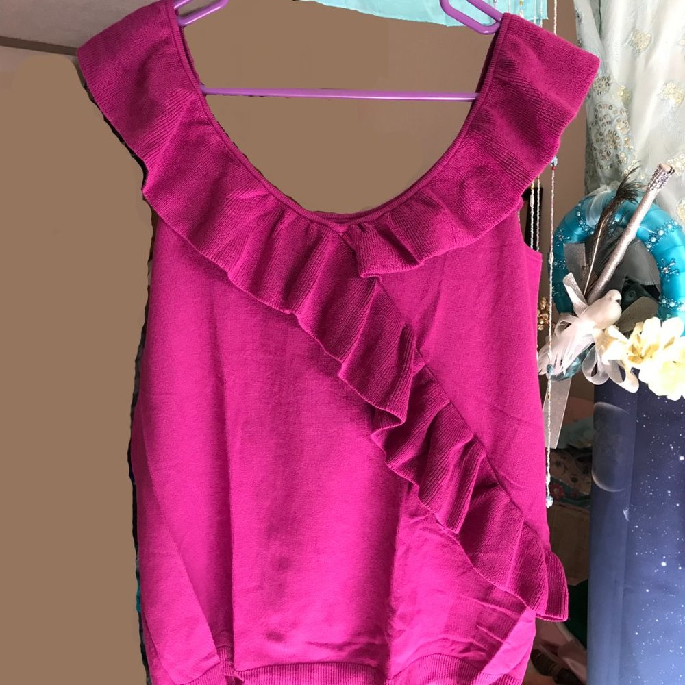 Ladies BRAND NEW Sophia Vergara Blouse Cranberry Ruffled Short Sleeve